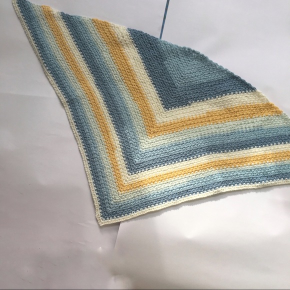 NEW Crochet Triangle Scarf/ Wrap / Neck Warmer Handmade Soft Shades Striped - Picture 3 of 3